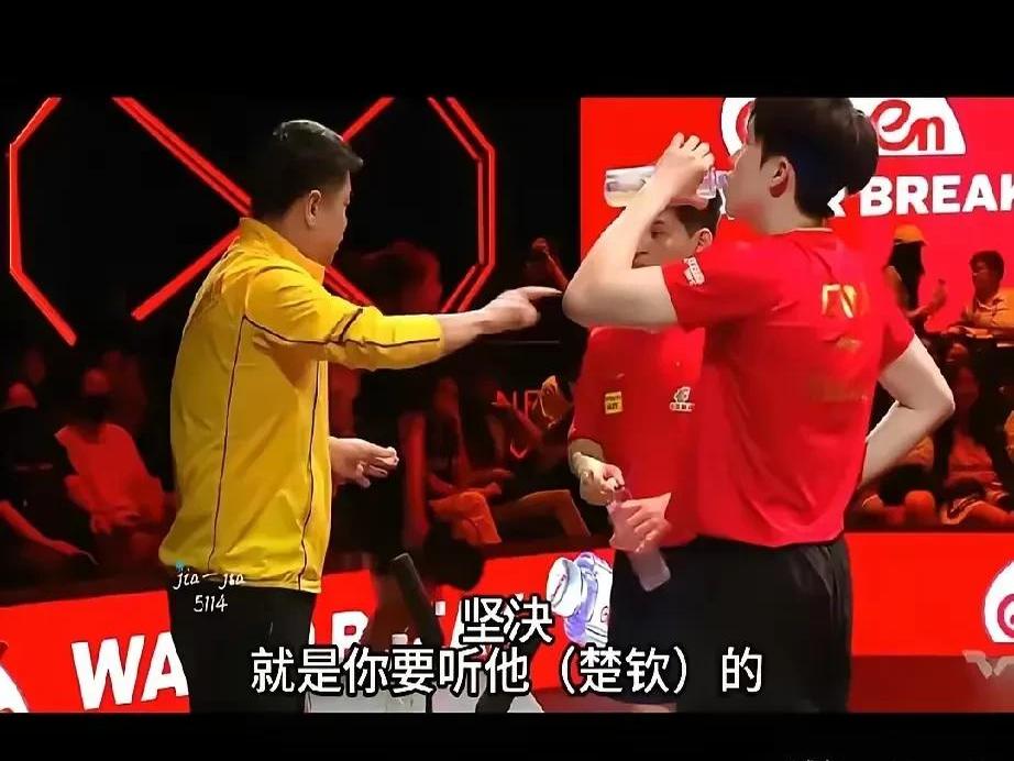 紧要关头的比赛，球员顶住压力，决战一触即发！的简单介绍