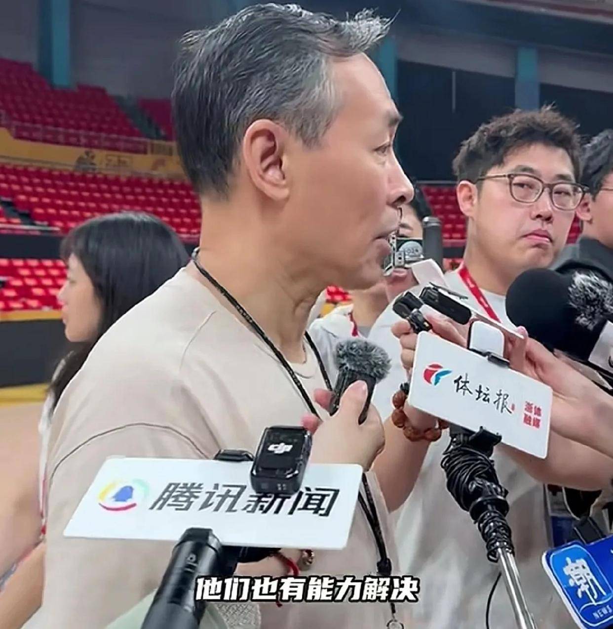 包含辽粤第100次大战回顾：王岚嵚16分3板3助，带队取胜的词条