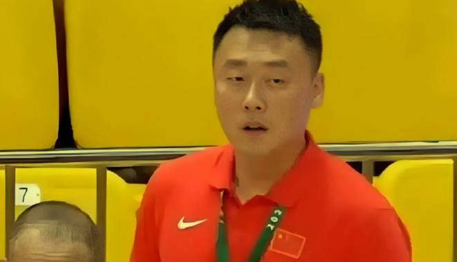 曲绍斌：国青男篮暴露了差距、展现了潜力(曲绍华篮球)